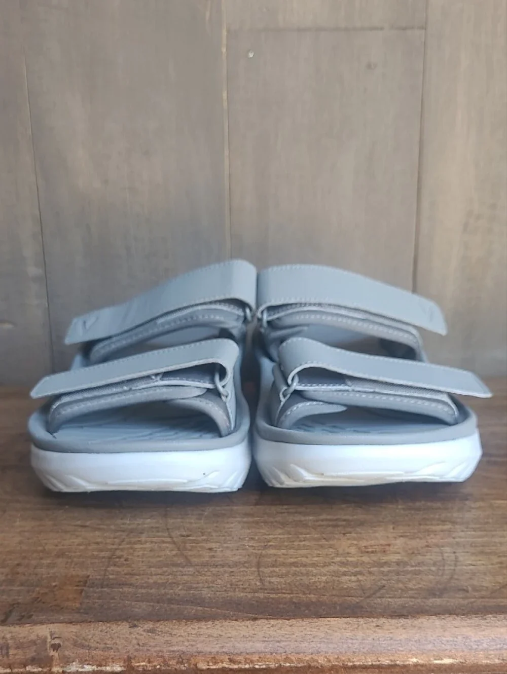 EUC Vionic Sandals Women's 8 Renewal Slide Grey Orthotic Platform Sandal